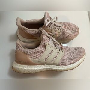 Adidas Women’s Ultraboost 4.0